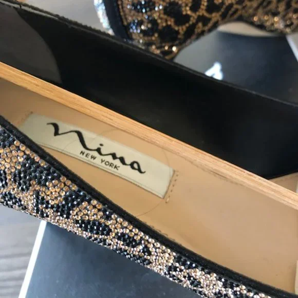 * Leopard Crystal Mid Heel Pumps * - Picture 6 of 10